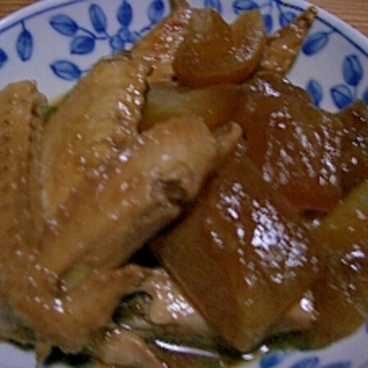 圧力鍋でホロホロ♪鶏手羽と冬瓜の煮物